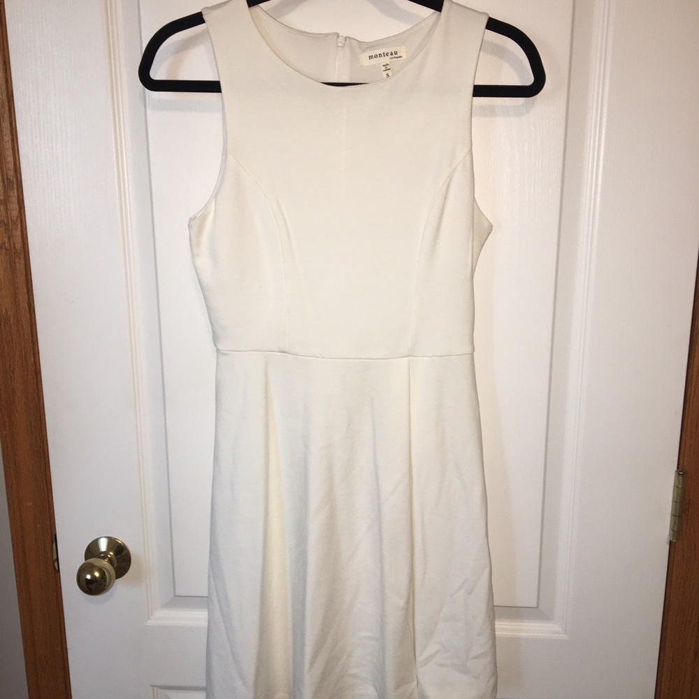 💘Monteau white dress!